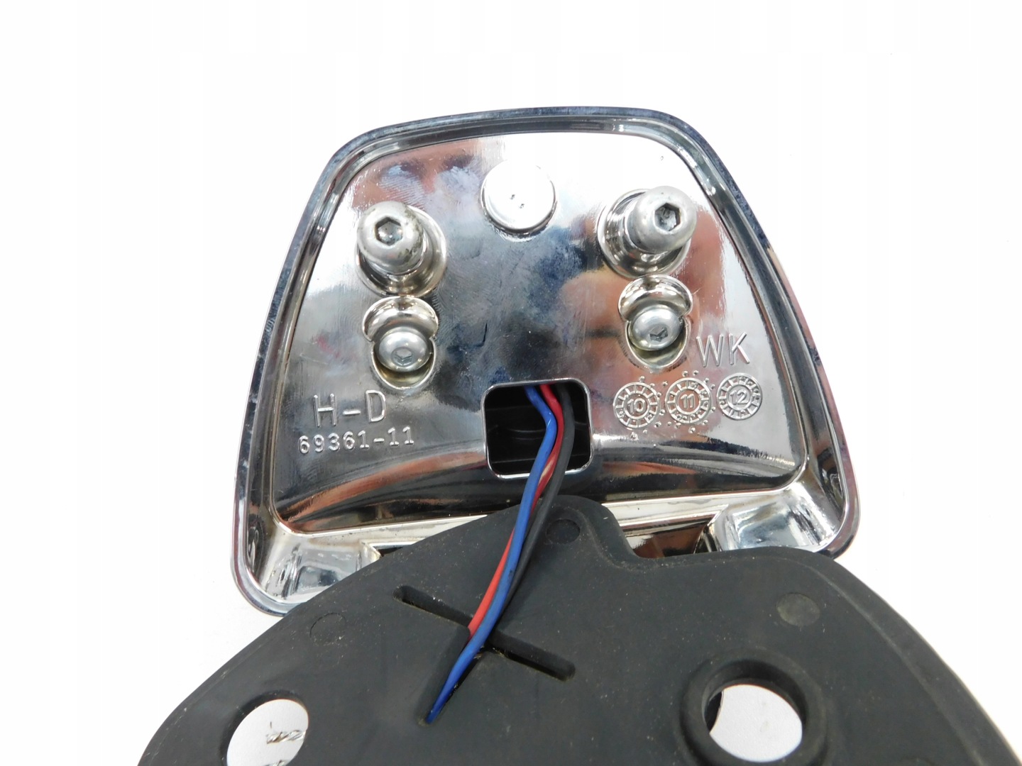 Harley davidson xl sportster 11-17 tail light 69361-11 69352-11a