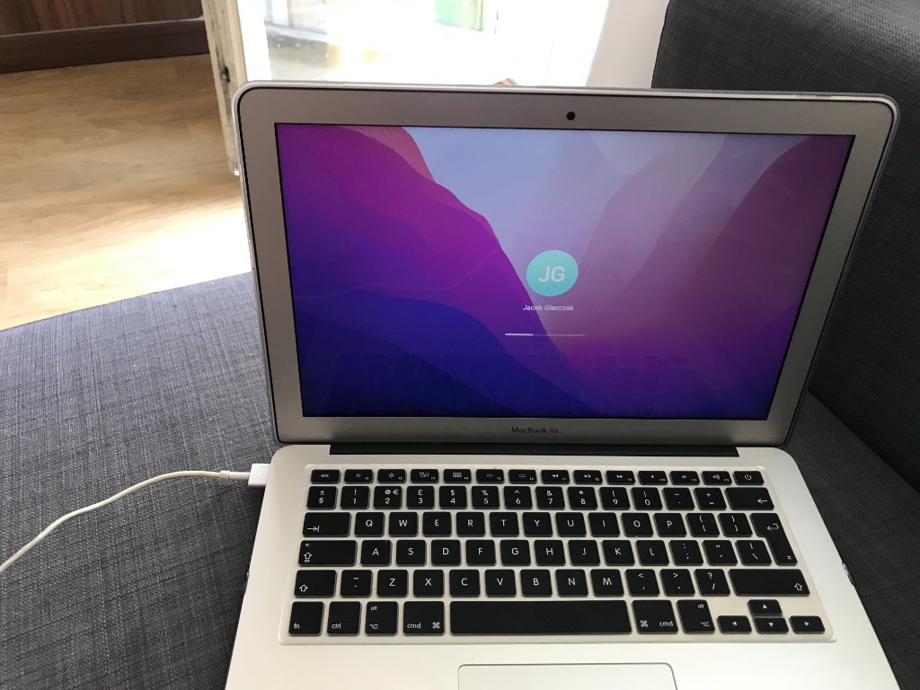 Apple MacBook air 2015 8GB 250GB　13インチ MacBook Air (13-inch, Early 2015) - 技術仕様 - Apple