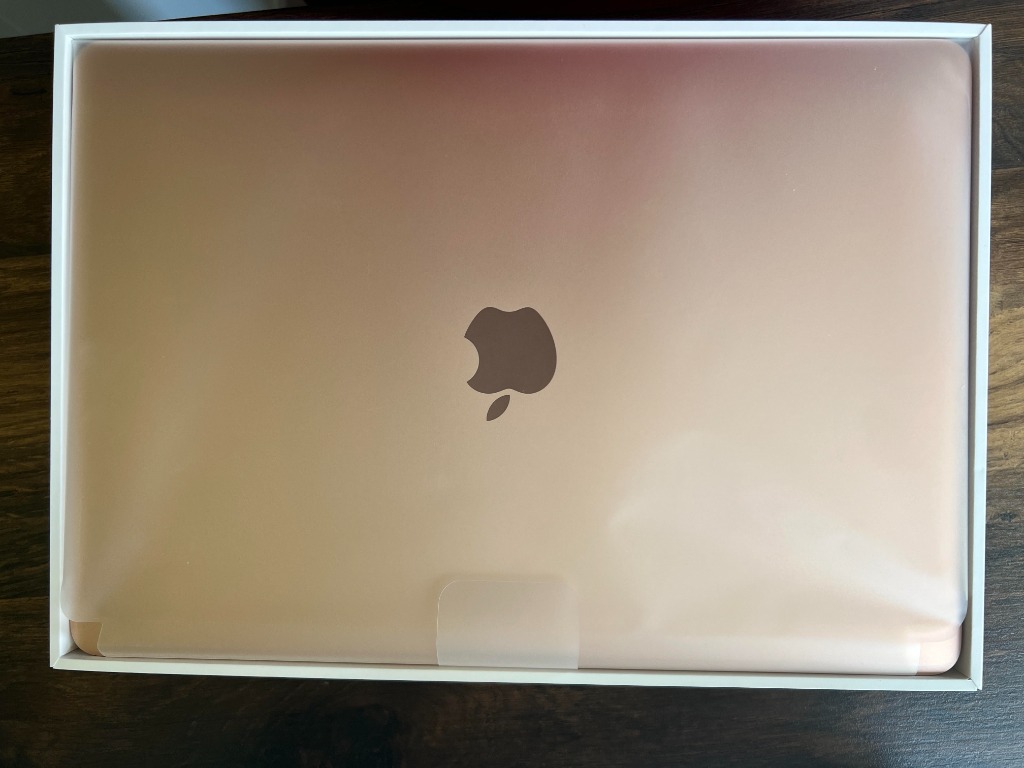 Ноутбук apple macbook air 13 8gb 256intel złoty/gold - купить в