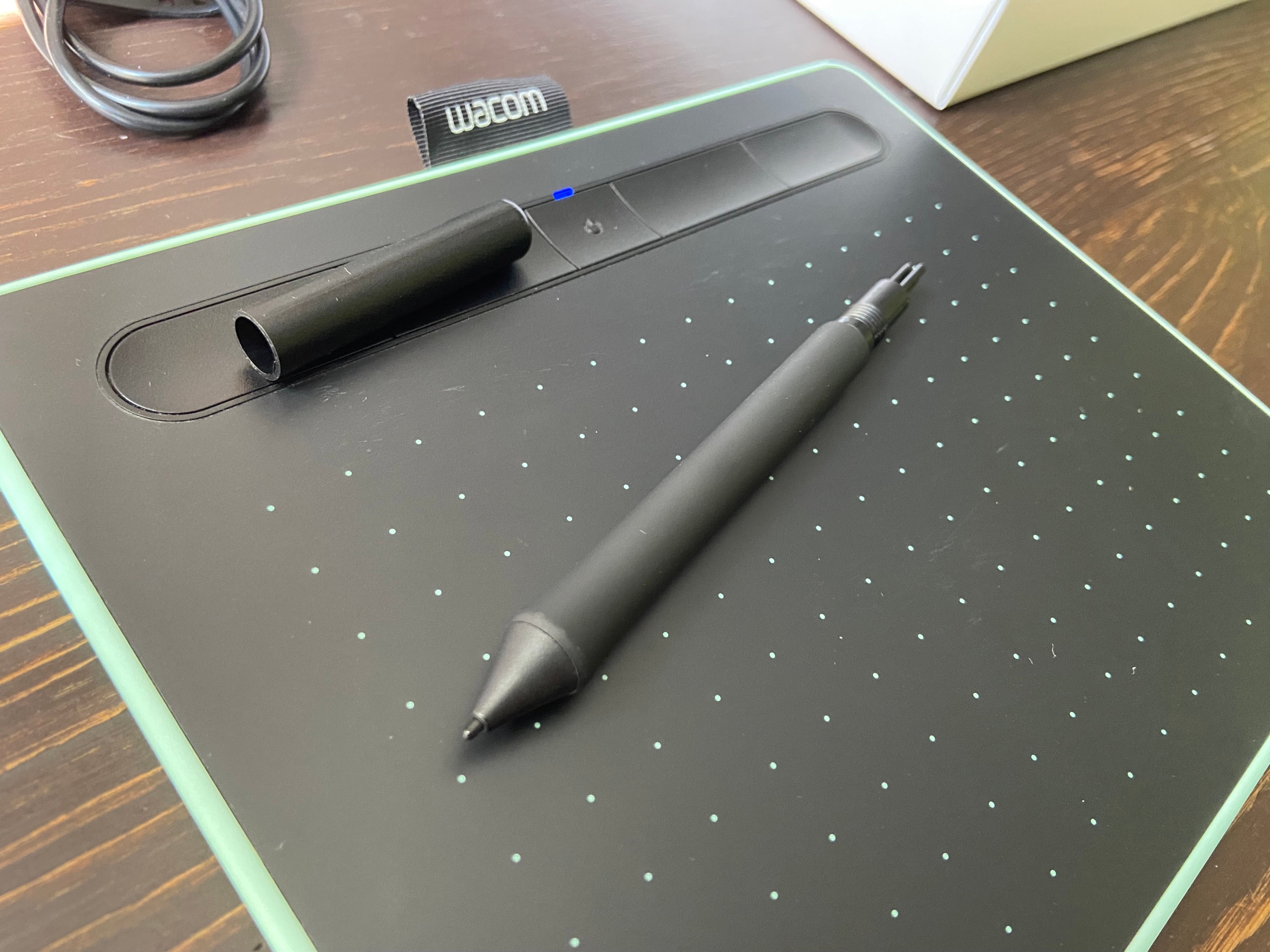 Wacom intuos s ctl-4100wl/e0-bx - купить в DARSTAR