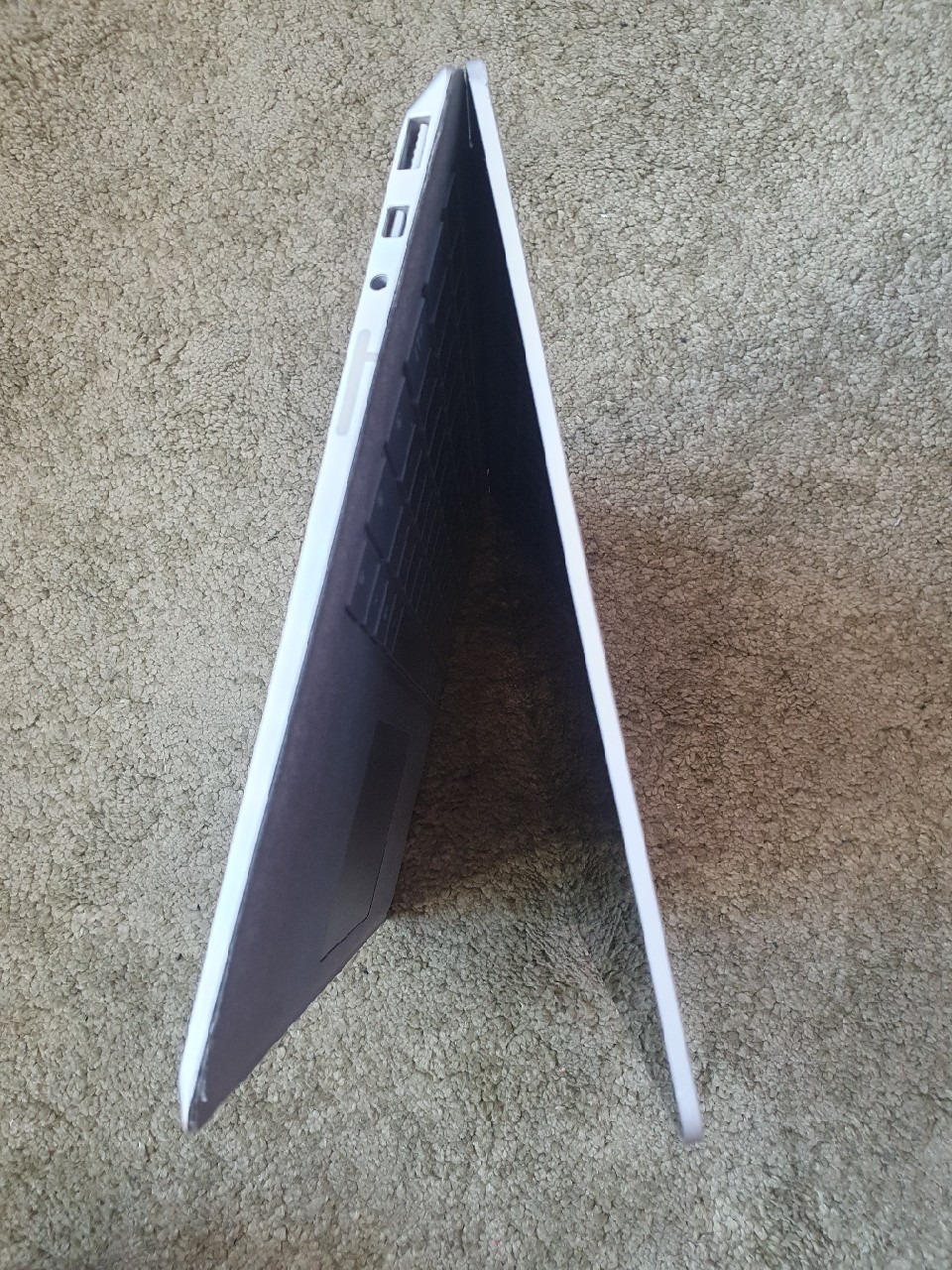 Microsoft Surface Laptop シルバー 1769 Microsoft Surface Laptop