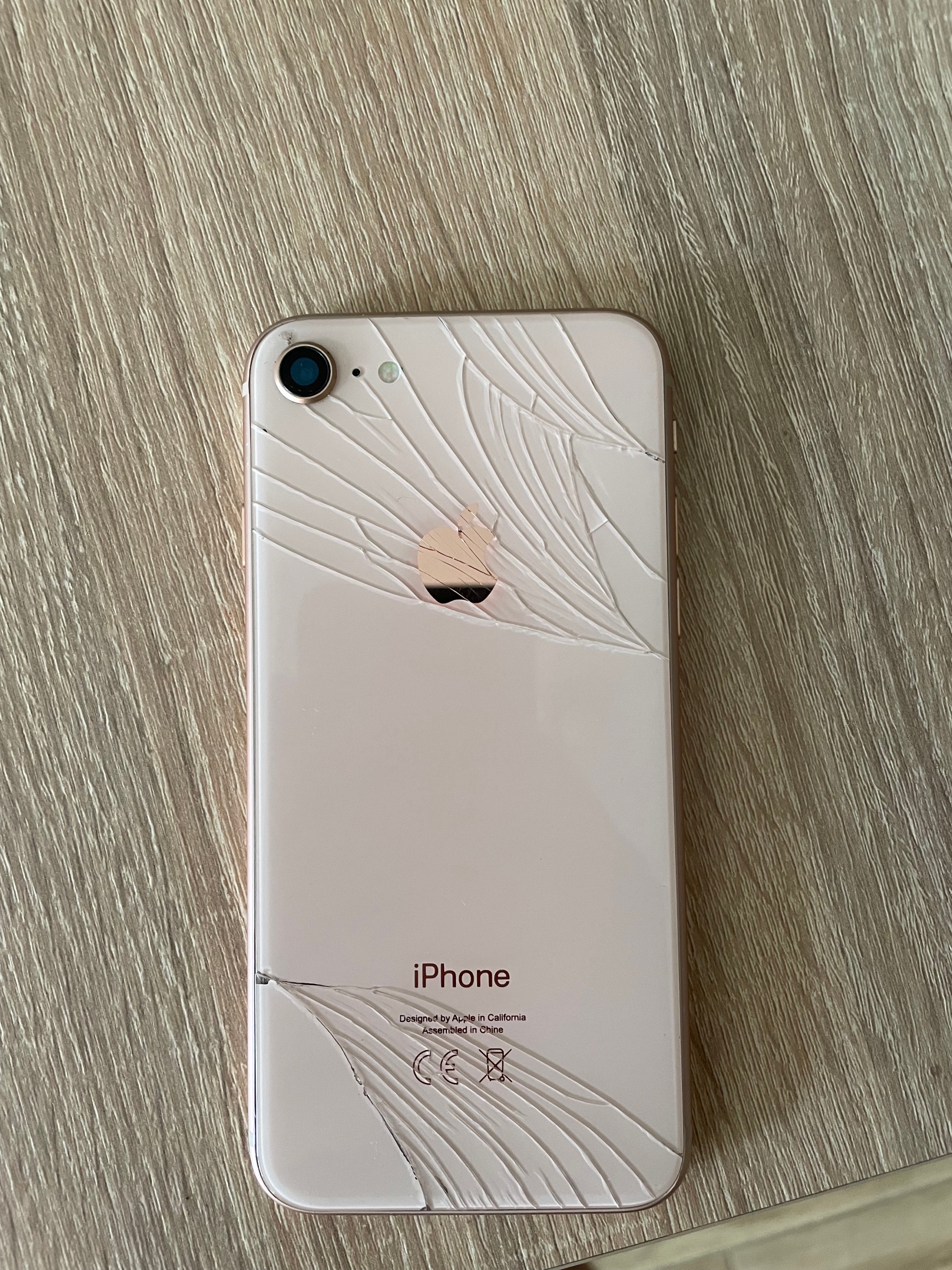 Iphone 8 64gb rose золотой - купить в DARSTAR