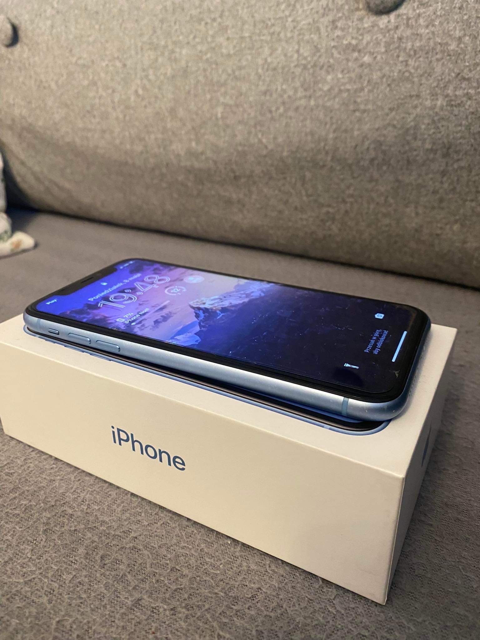 Apple iPhone XR 64GB 青 Купить Б/У Apple iPhone Xr 64GB Blue (MRYA2) по цене | GSTORE.UA
