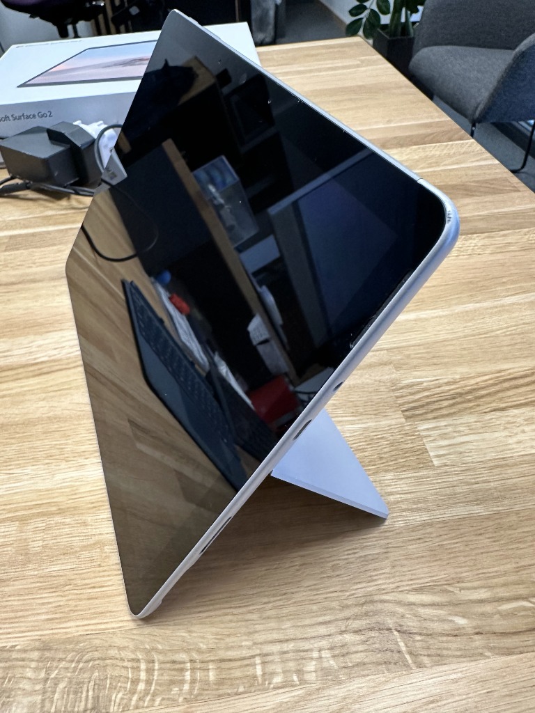 【LTE】Surface Go 2 Core m3 128GB RAM8GB Amazon.com : NEW Microsoft Surface Go 2 - 10.5