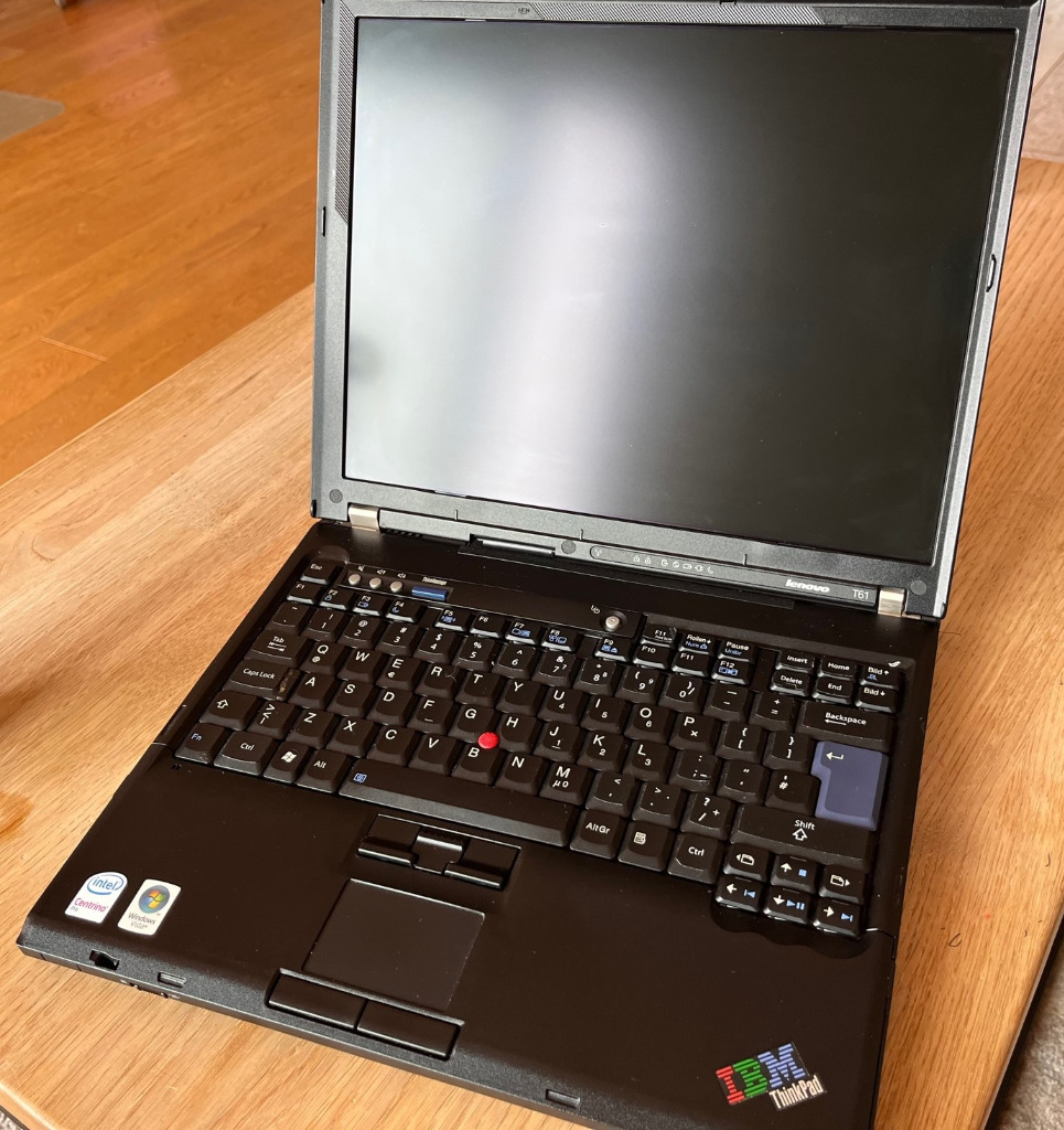 Ноутбук ibm thinkpad t61 - купити в DARSTAR