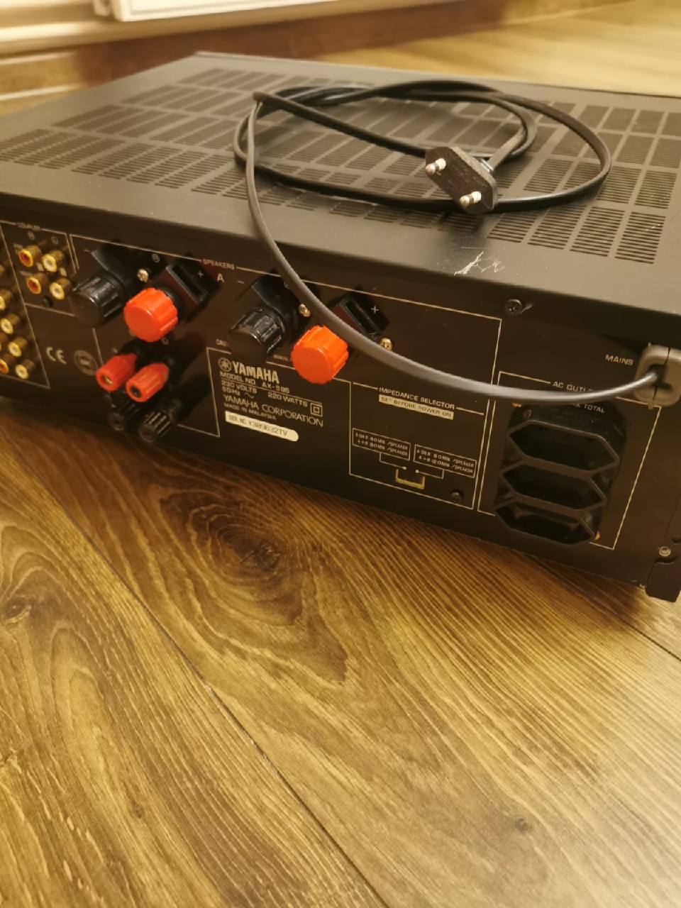 YAMAHA AX-596 アンプ AX-596 - Yamaha AX-596 - Audiofanzine