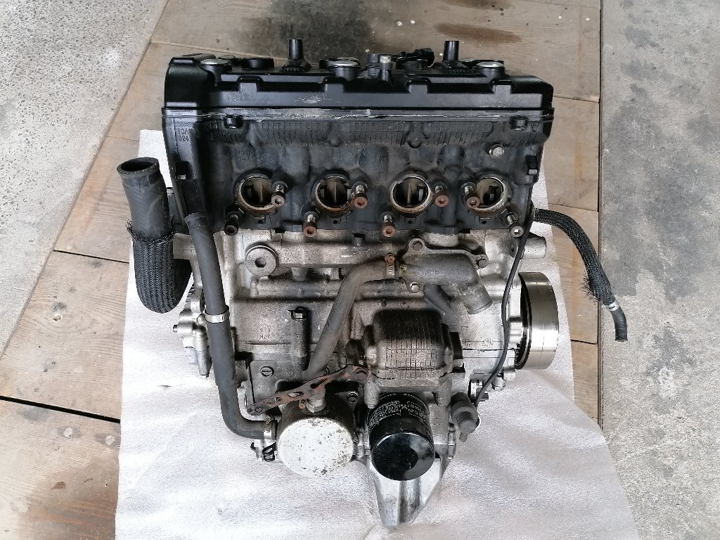 Motor suzuki 2024 600 gsx