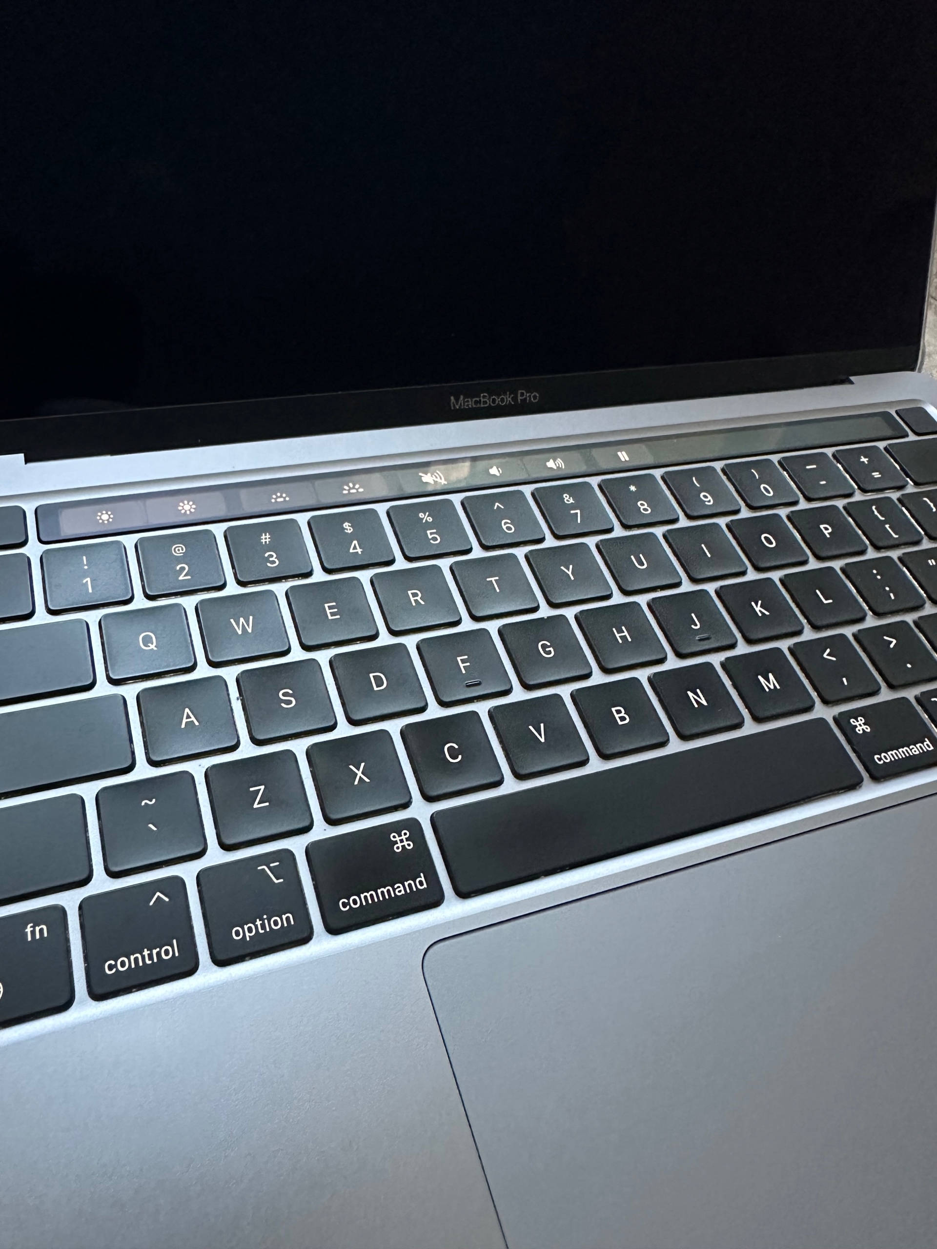 Apple macbook pro 13 m1 8gb 256gb macos - купить в DARSTAR