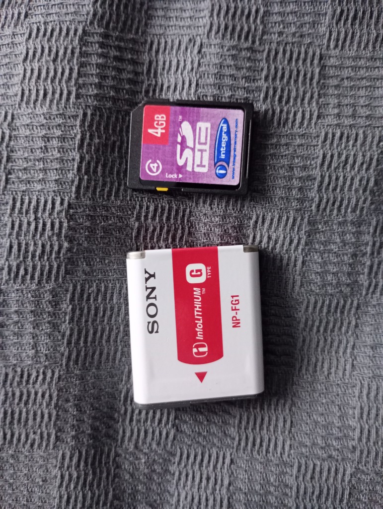 Sony Cyber-shot DSC−HX5 Sony Cyber-shot DSC-HX5 camera test + sample images + video