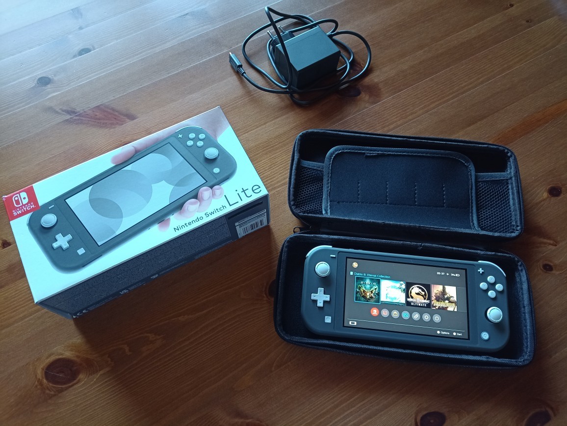 Nintendo switch lite. почти не использованный! - купить в