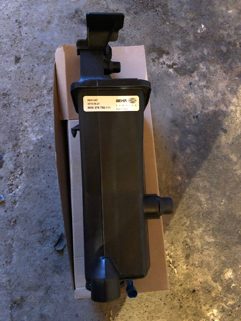 BEHR HELLA EXPANSION TANK BMW 3 E46 X3 X5