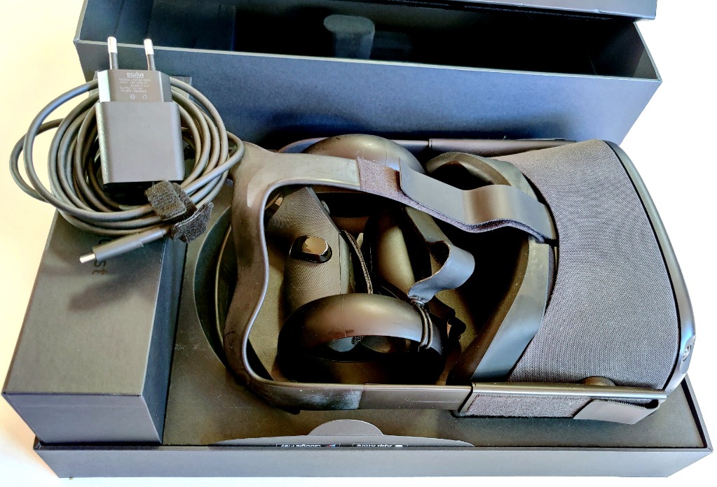 oqulus quest  64GB（quest1） Amazon.com: Oculus Quest All-in-One VR Gaming Headset - 64GB