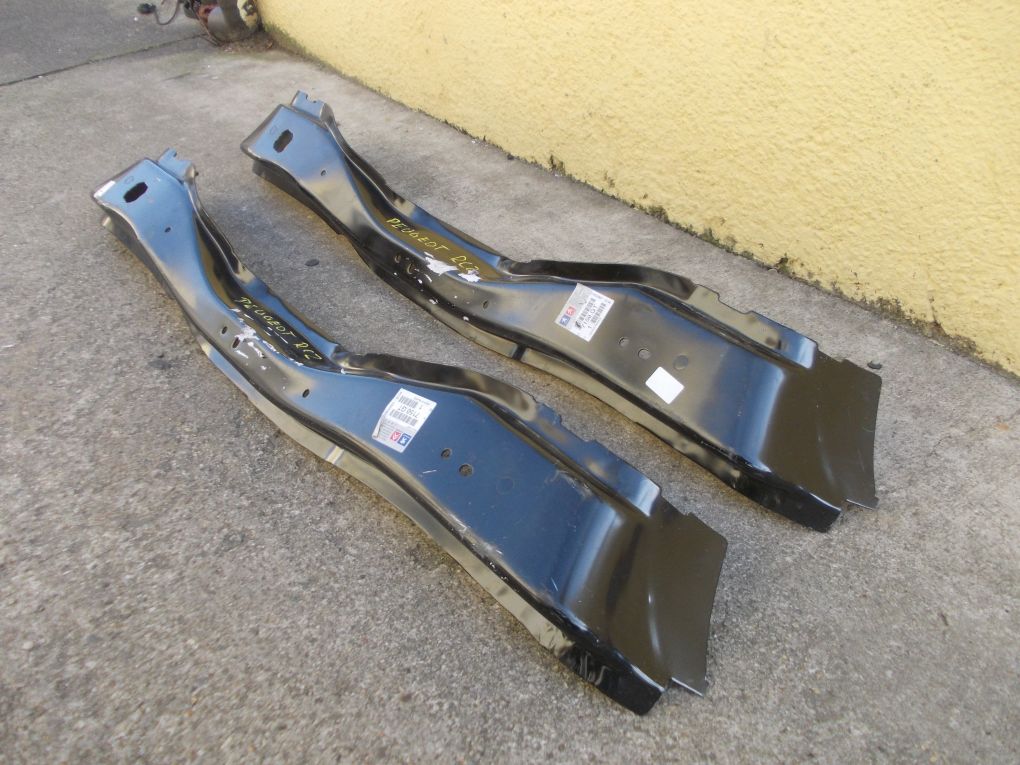PEUGEOT RCZ Traversa POPRZECZNE SRODKOWE