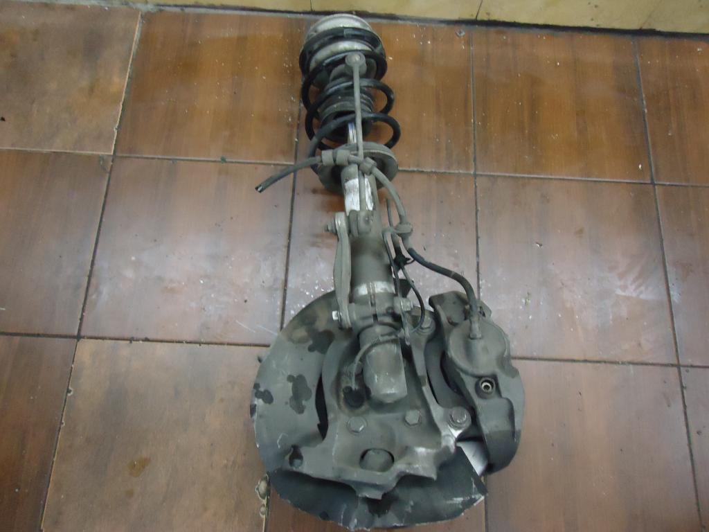 OTOČ MCPHERSON PRAVÁ BMW 5 E60 E-60 3.0D