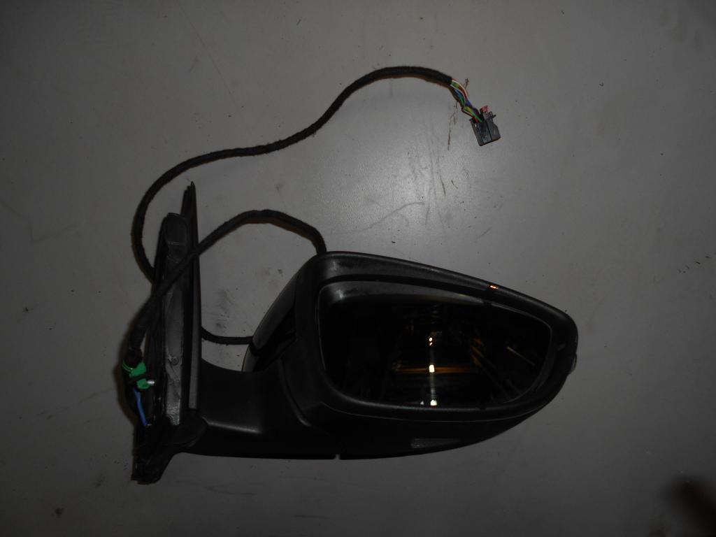 mirror right VW PASSAT 3C0857934 9 PIN