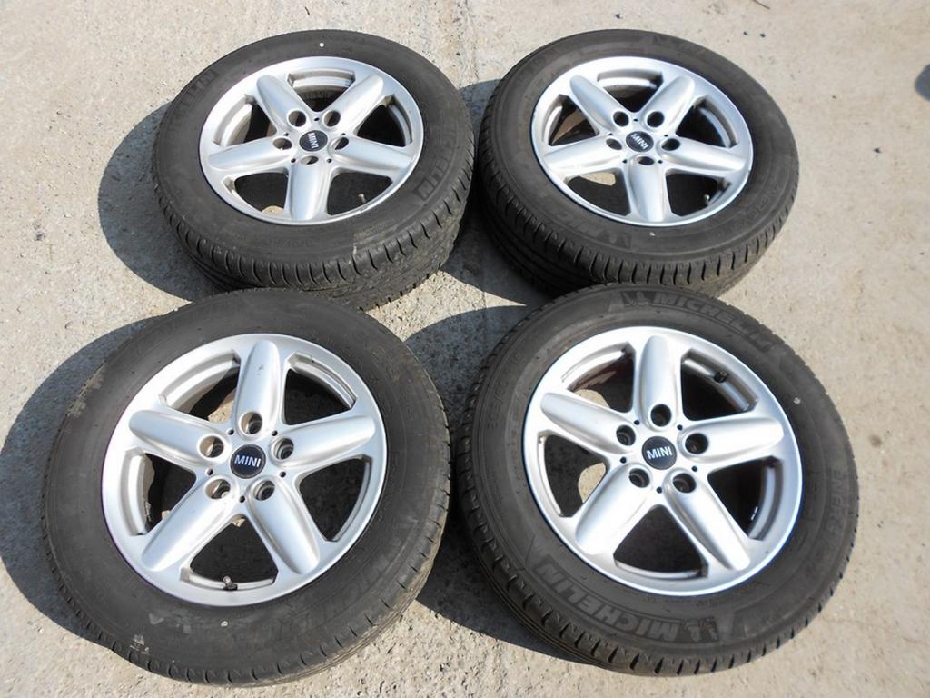 wheels discs tyres Mini Countryman 16"