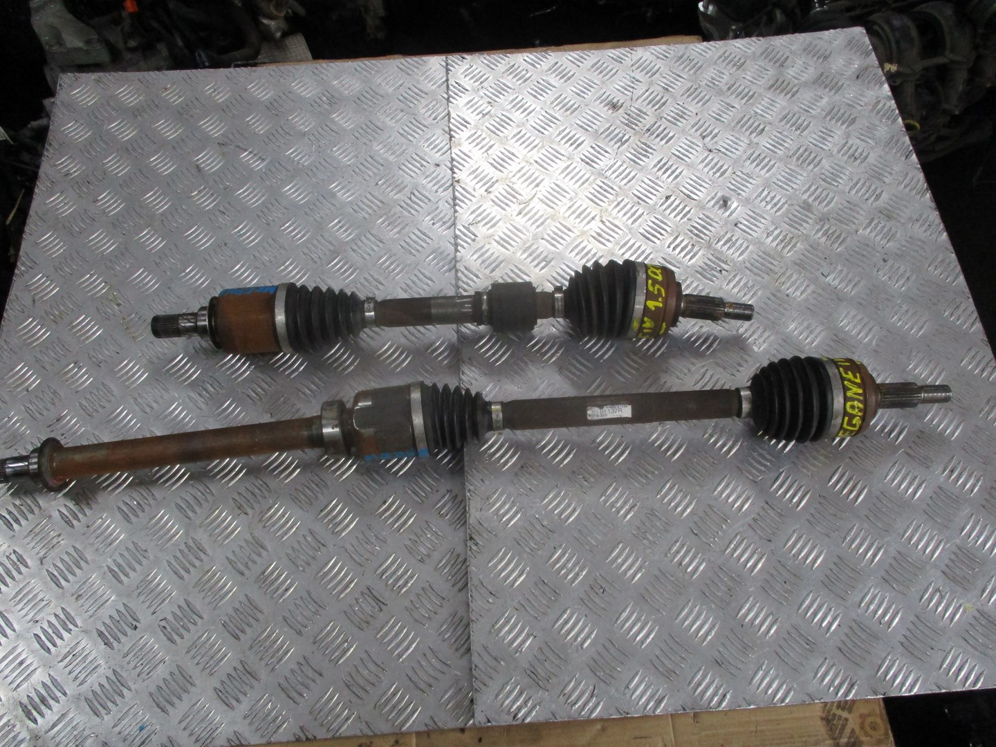 semi-axis RENAULT MEGANE 4 IV 1.5DCI left