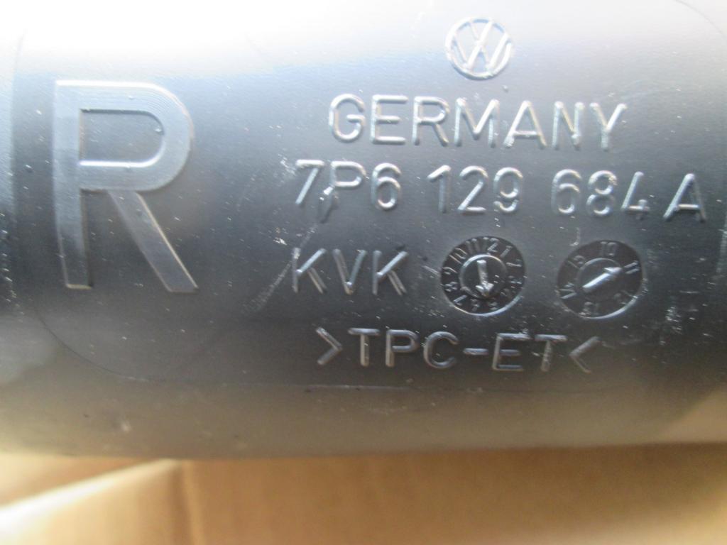 pipe VW Touareg 7P0 4.2i right