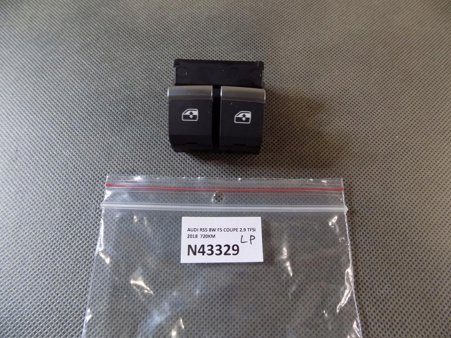 AUDI RS5 8W window control switch left 3D 8W0959851F
