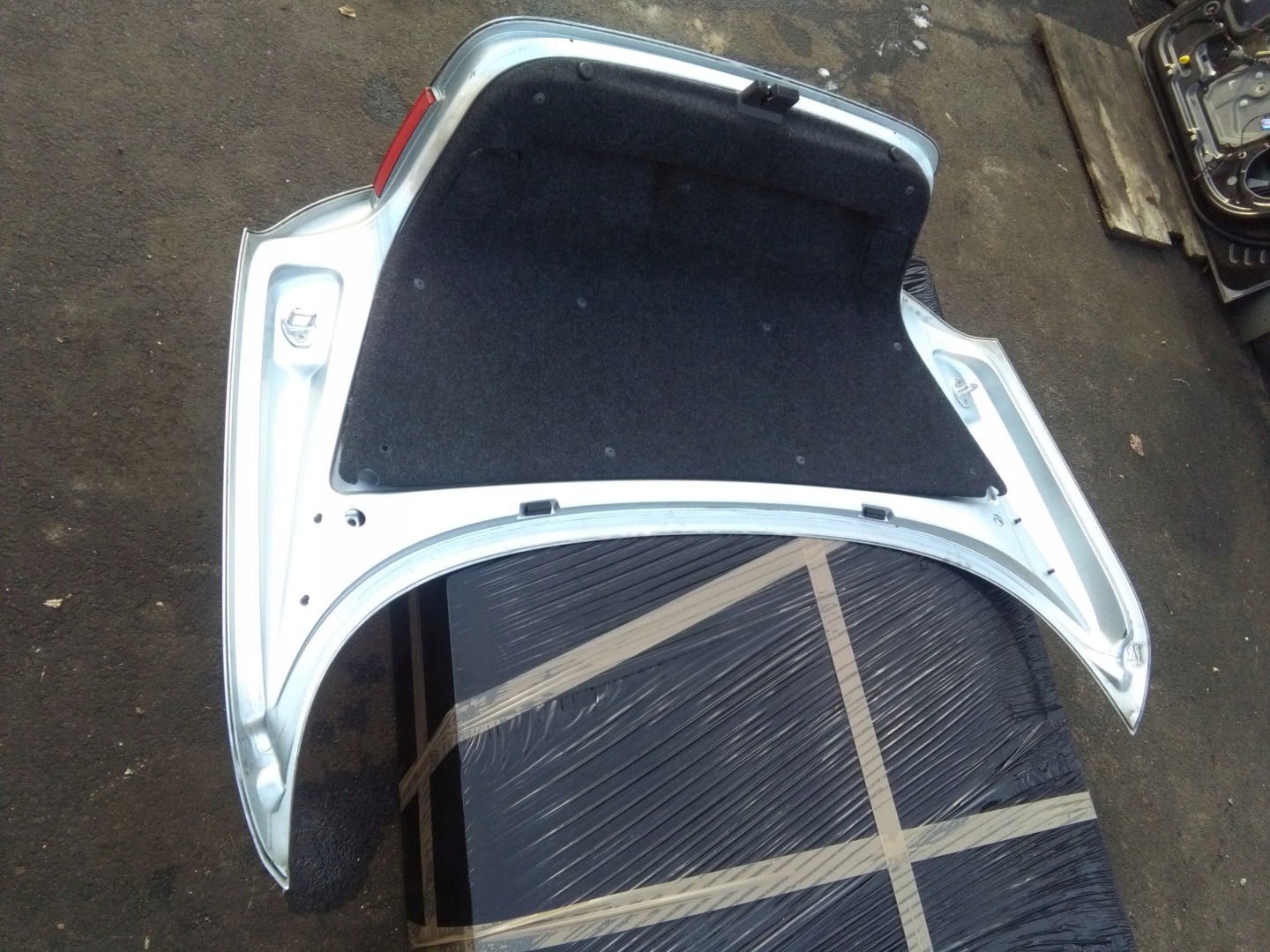 boot doors boot lights rear part VW EOS SREBRNA LK7W complete