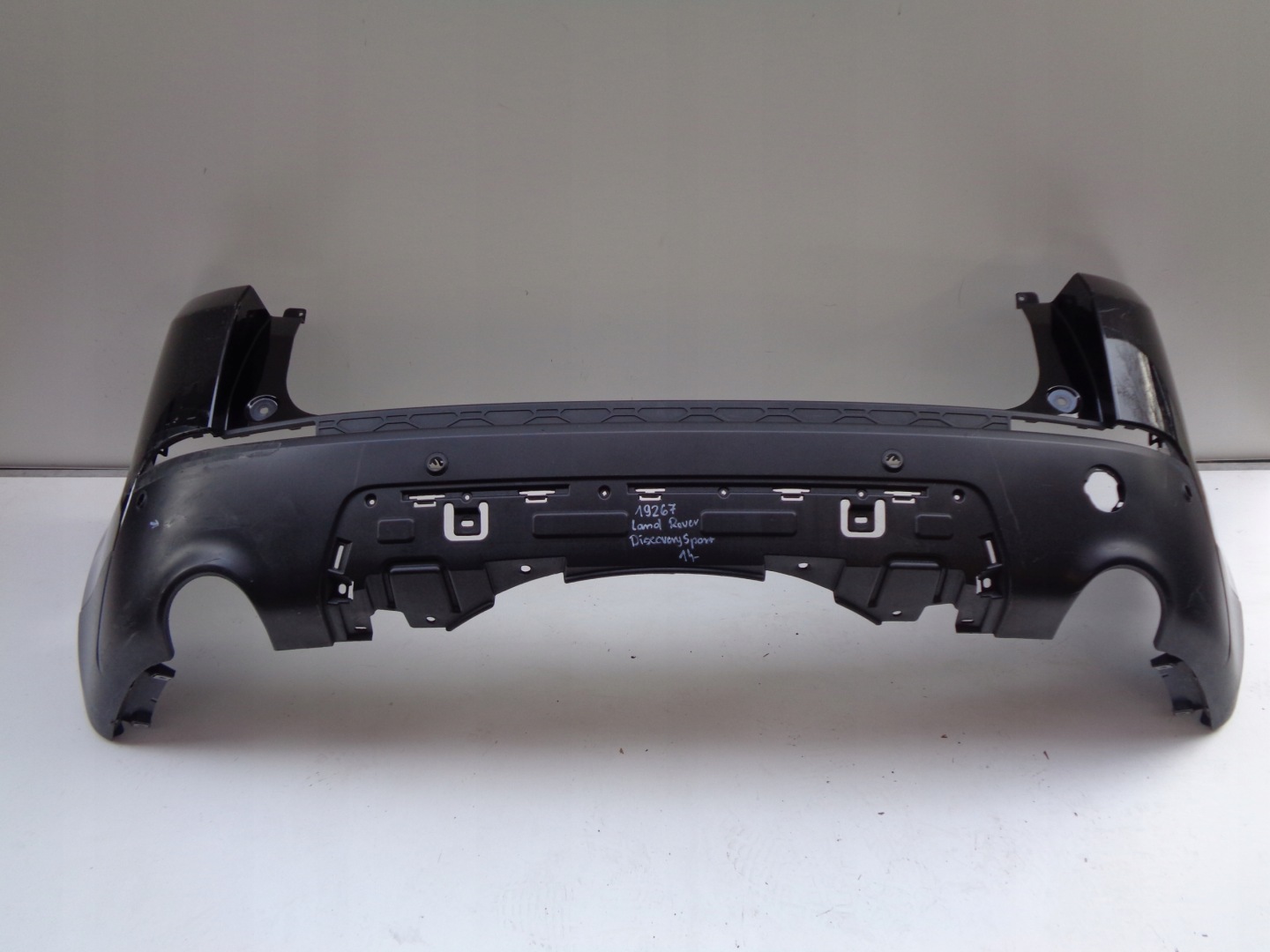 bumper rear LAND ROVER DISCOVERY SPORT 14- 19267