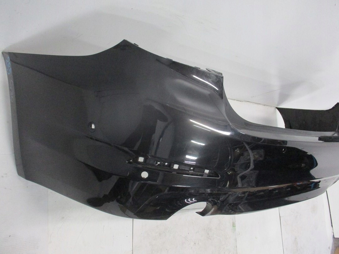 bumper BMW 5 G30 below PDC unprotected rear part