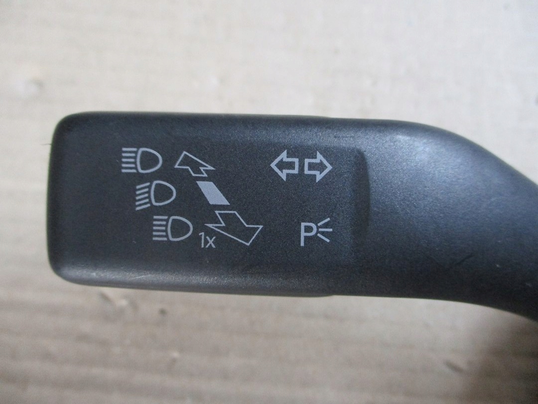 DEVIO LEVE VOLANTE VW GOLF VI 5K0953507AC