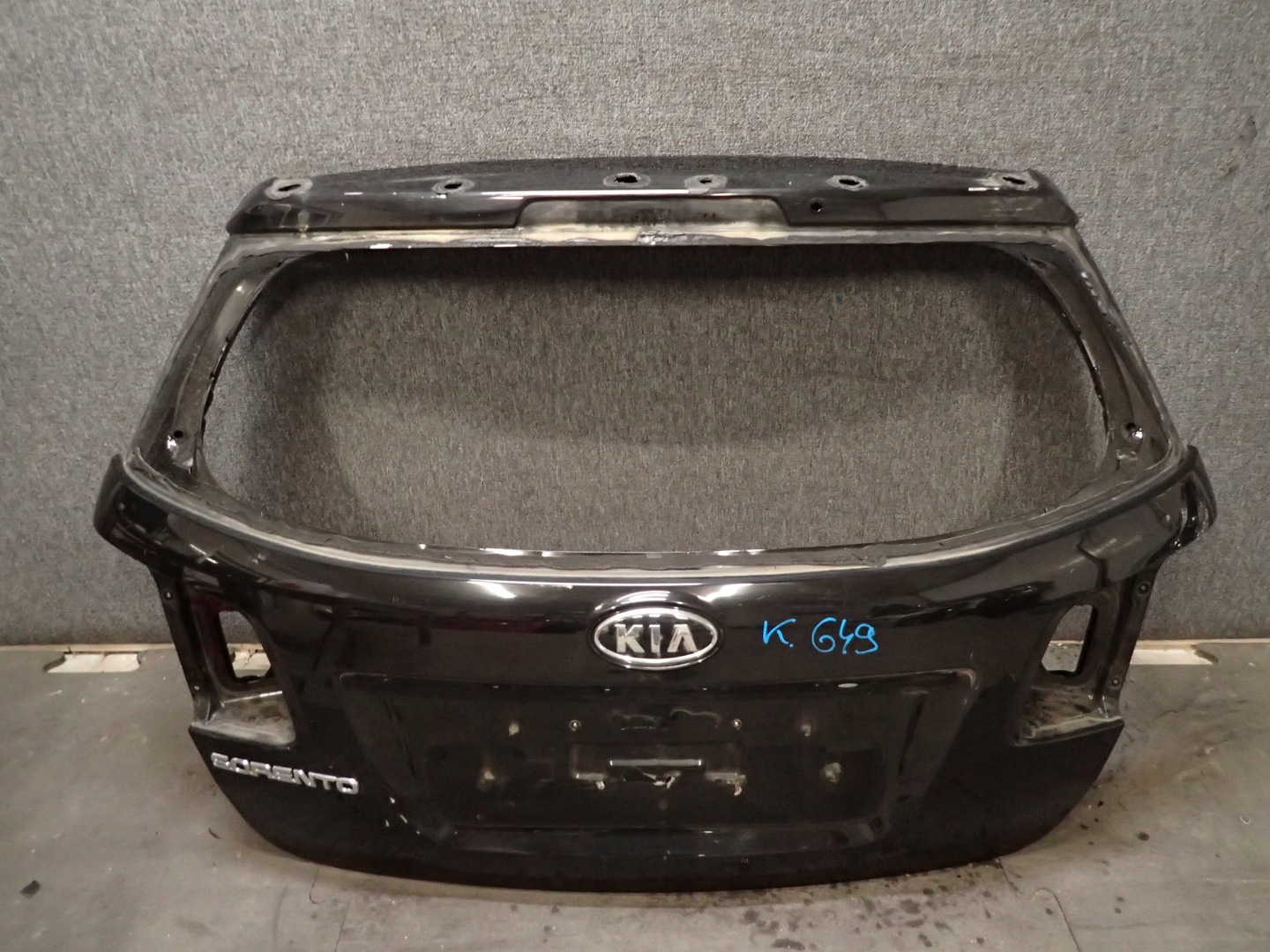 BOOT DOOR KIA SORENTO 10-13