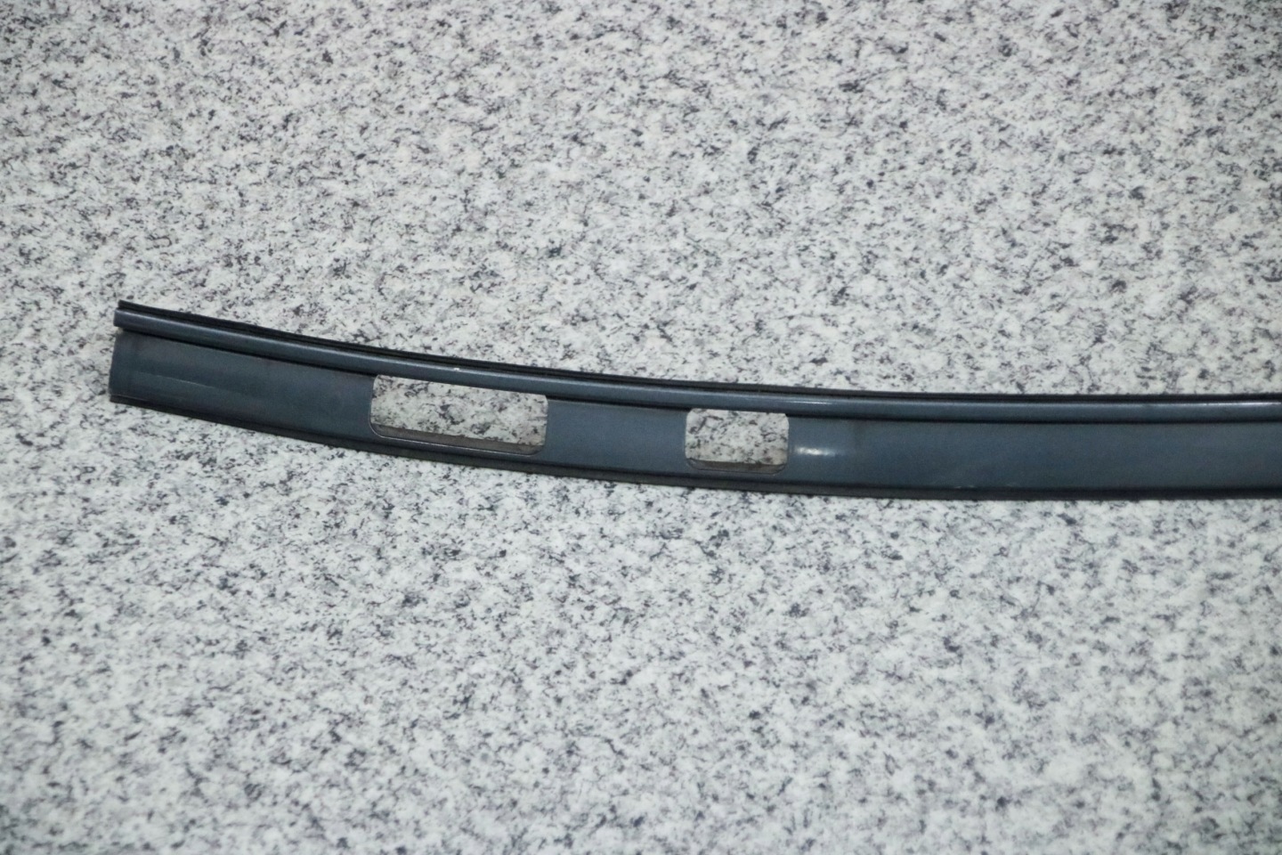 BMW E61 moulding roof roofs right below ski