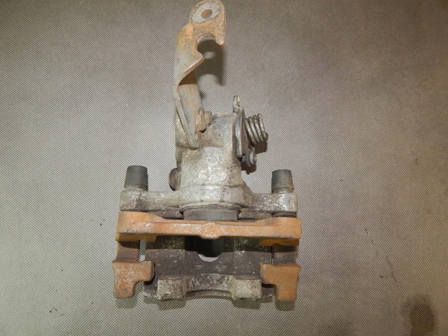 NISSAN PRIMERA caliper brake left rear part