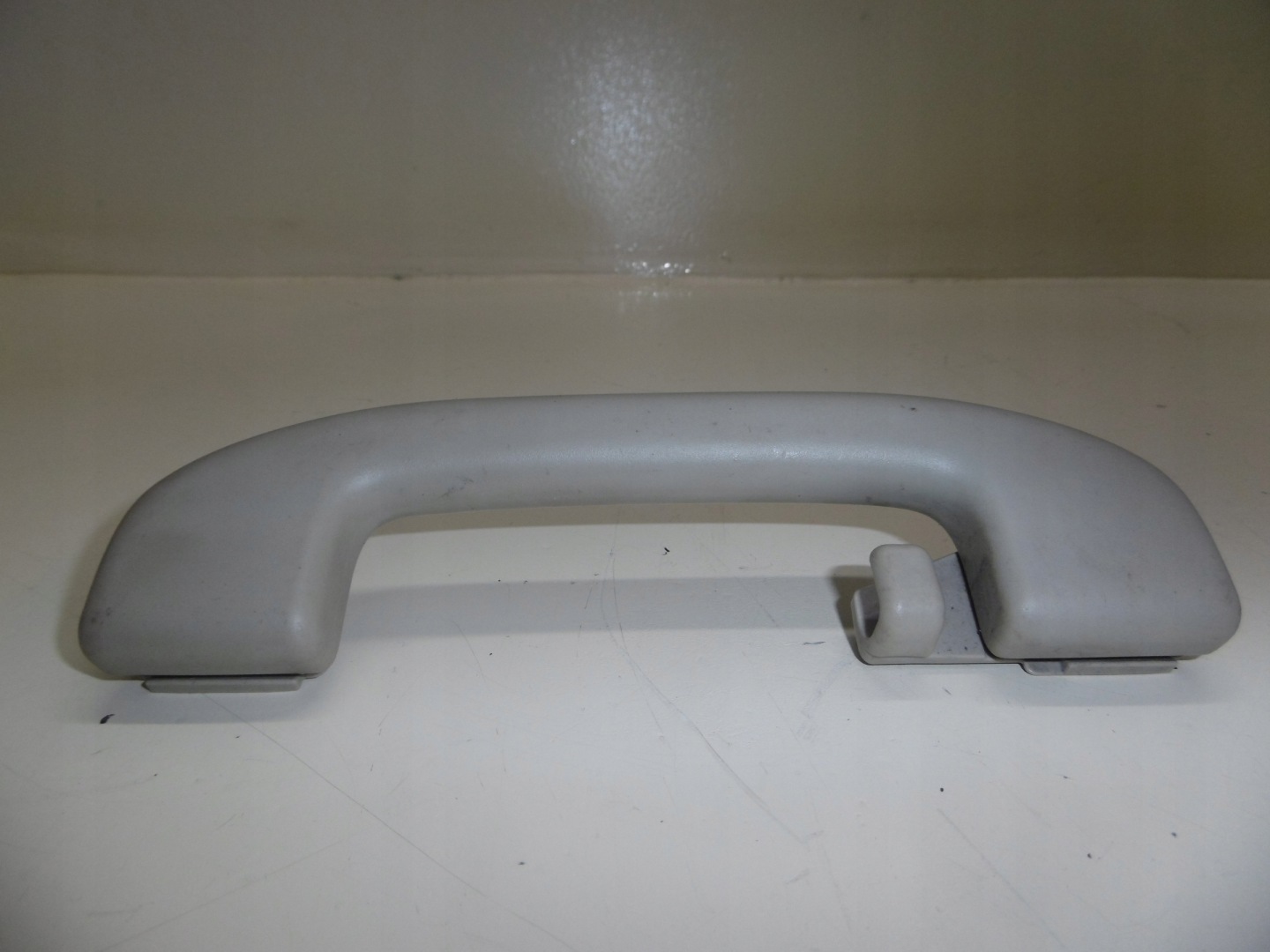 bracket handle right rear part INFINITI Q50 QX50 M35 M37