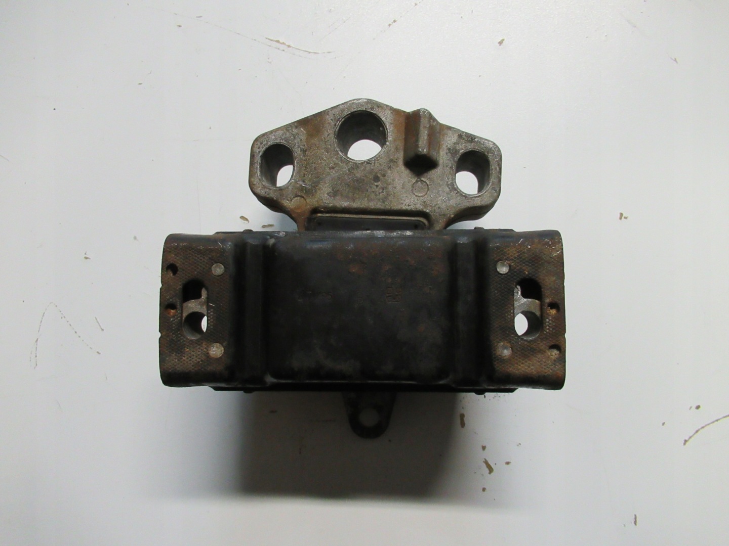 engine mount VW SHARAN and LIFT 7M3199555