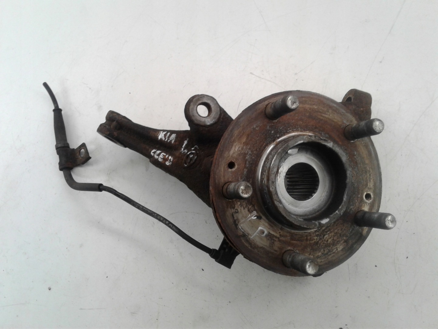 swing right front front Kia Ceed 1,4 petrol