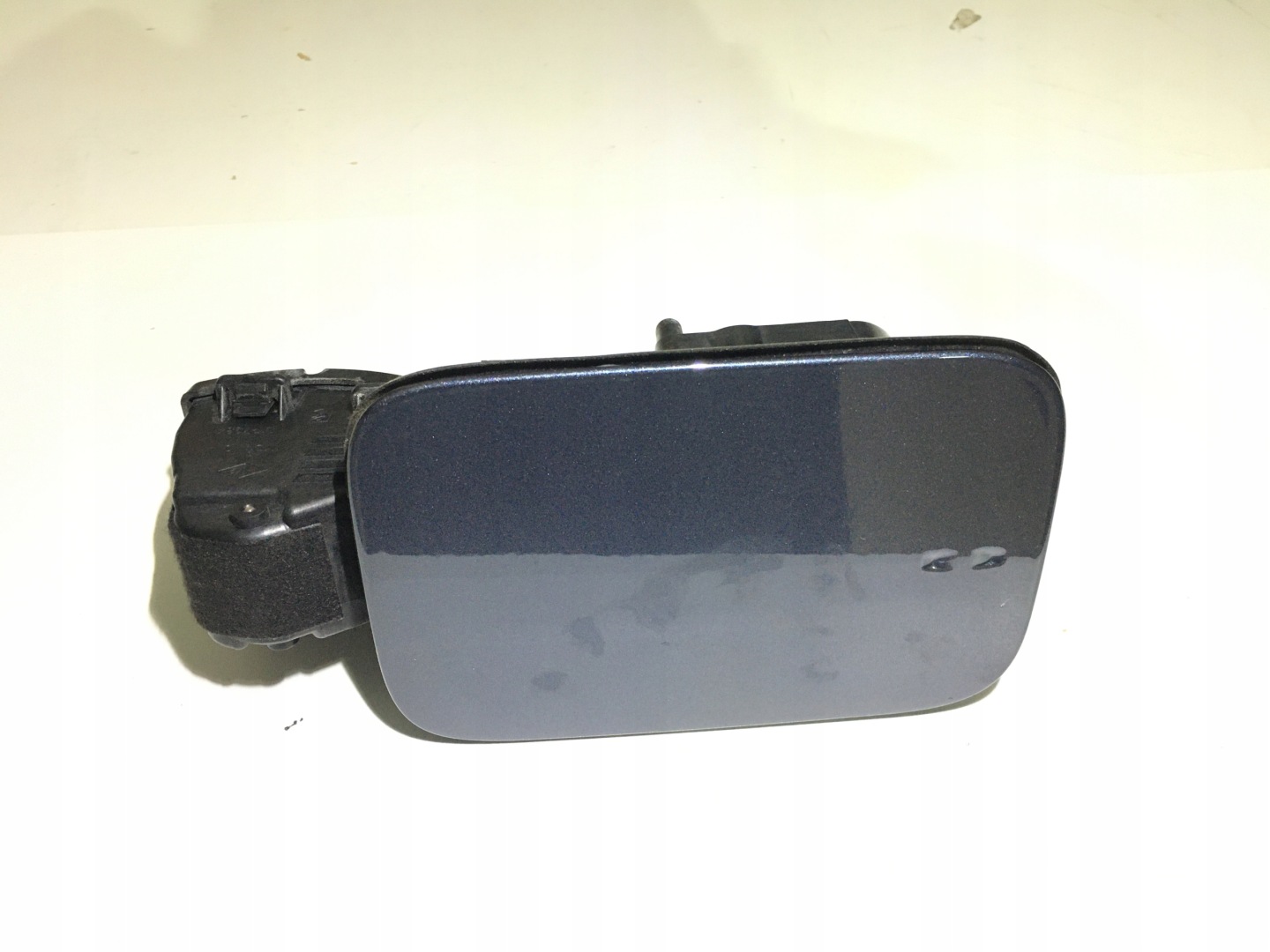 TANKKLAPPE DES KRAFTSTOFFSBEHÄLTERS ADBLUE RENAULT ESPACE V TEKPN
