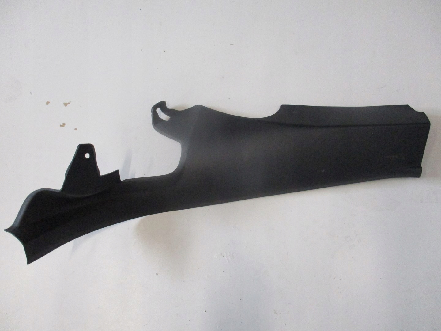 cap moulding threshold spoiler SKODA KAROQ 17R