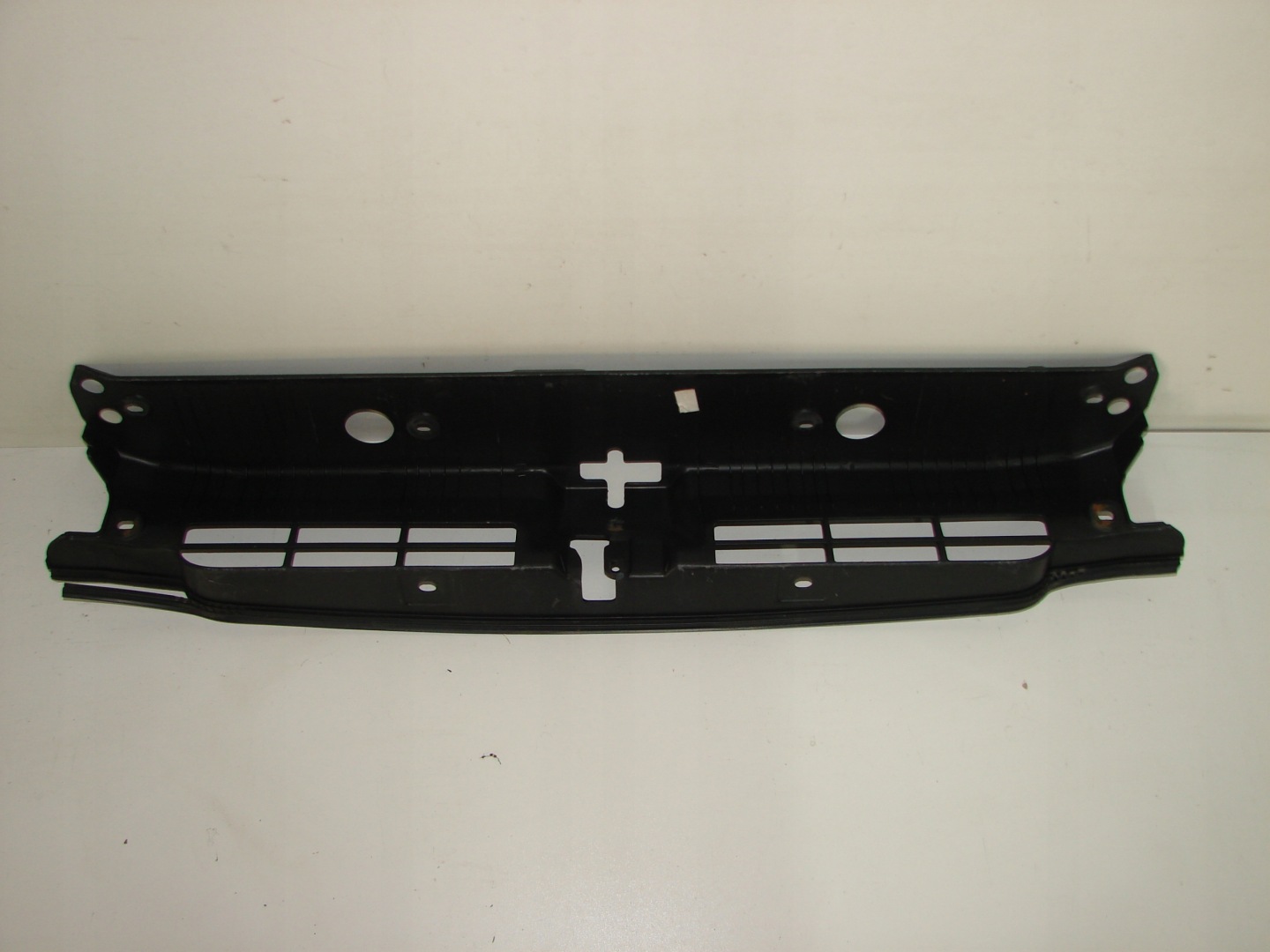 cap cover for front body wall HYUNDAI SANTA FE 01