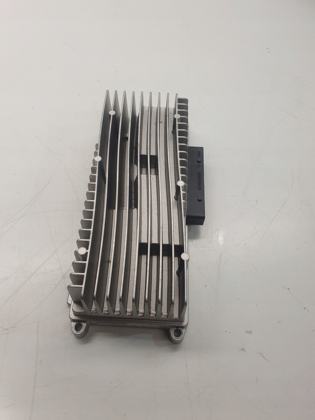 amplifier AUDIO AUDI A4 B8 A5 Q5 8R0035223G