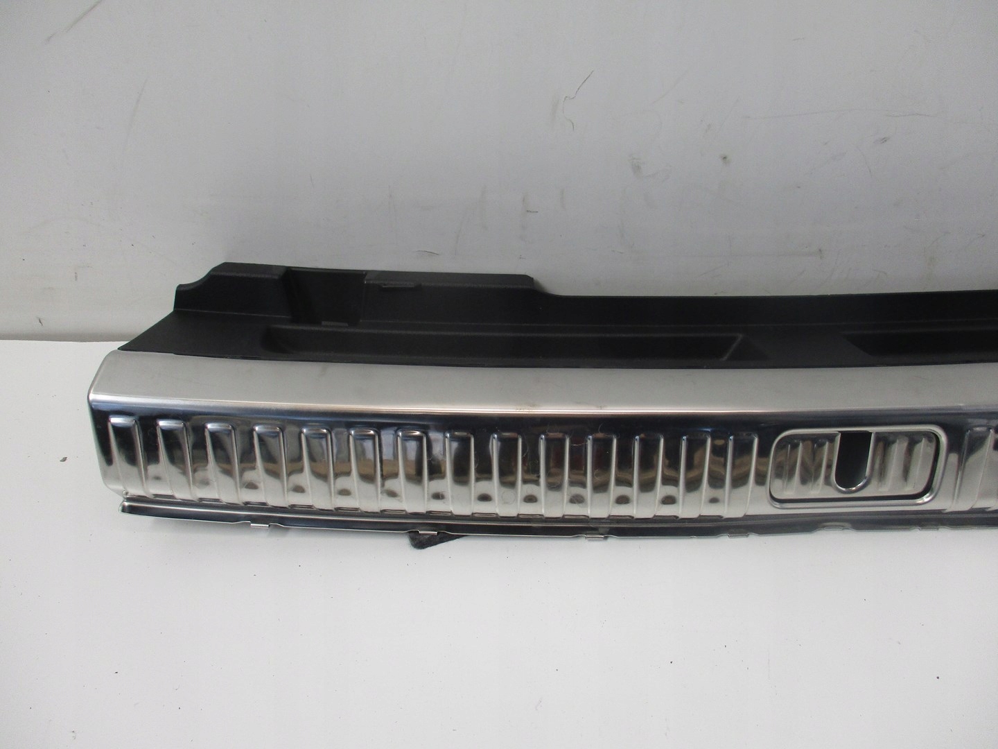 cap cover for rear panel AUDI A7 4K8 17R