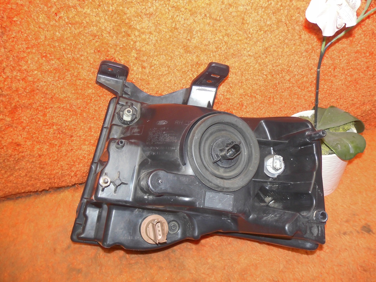 2007r- Ford Expedition reflektor light front right 44ZH-1860A