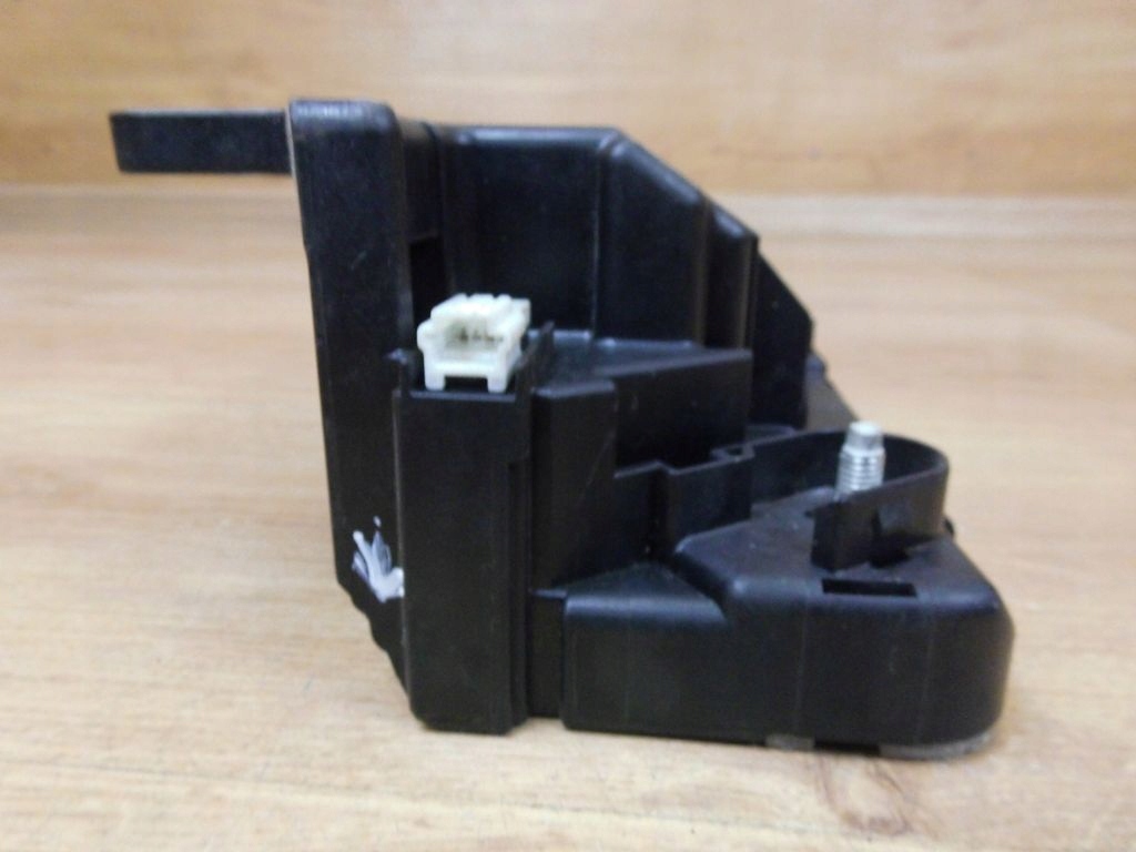 Infiniti Q50 voltage module 24302 4GA0A