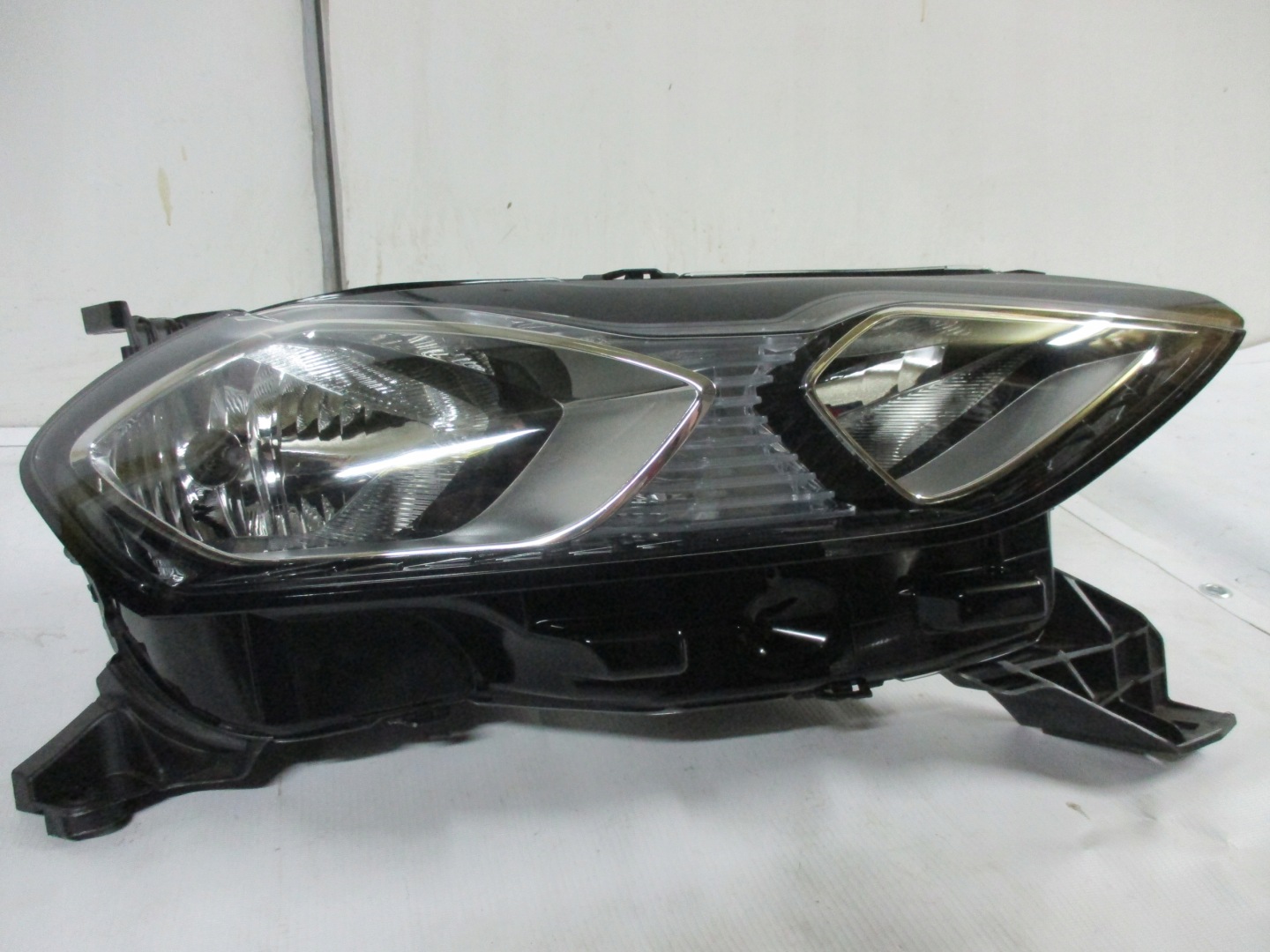 light right front front Citroen DS3 CROSSBACK 19r- 9820840580
