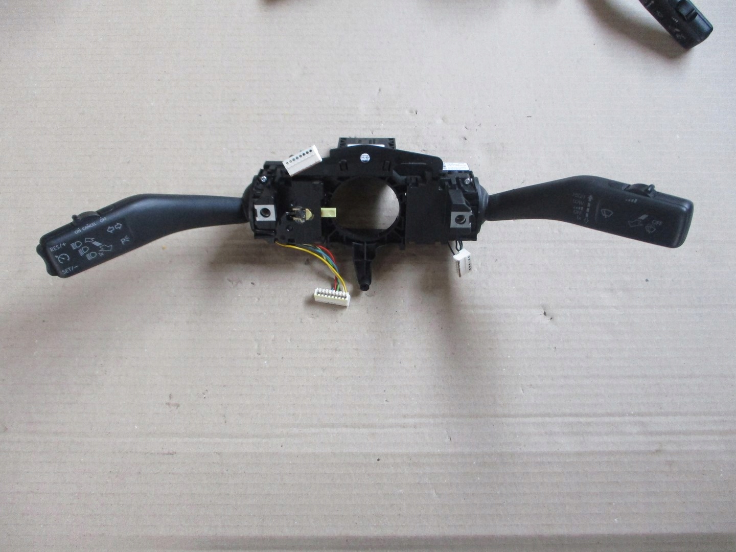 DEVIO LEVE VOLANTE VW GOLF 1K5953507T