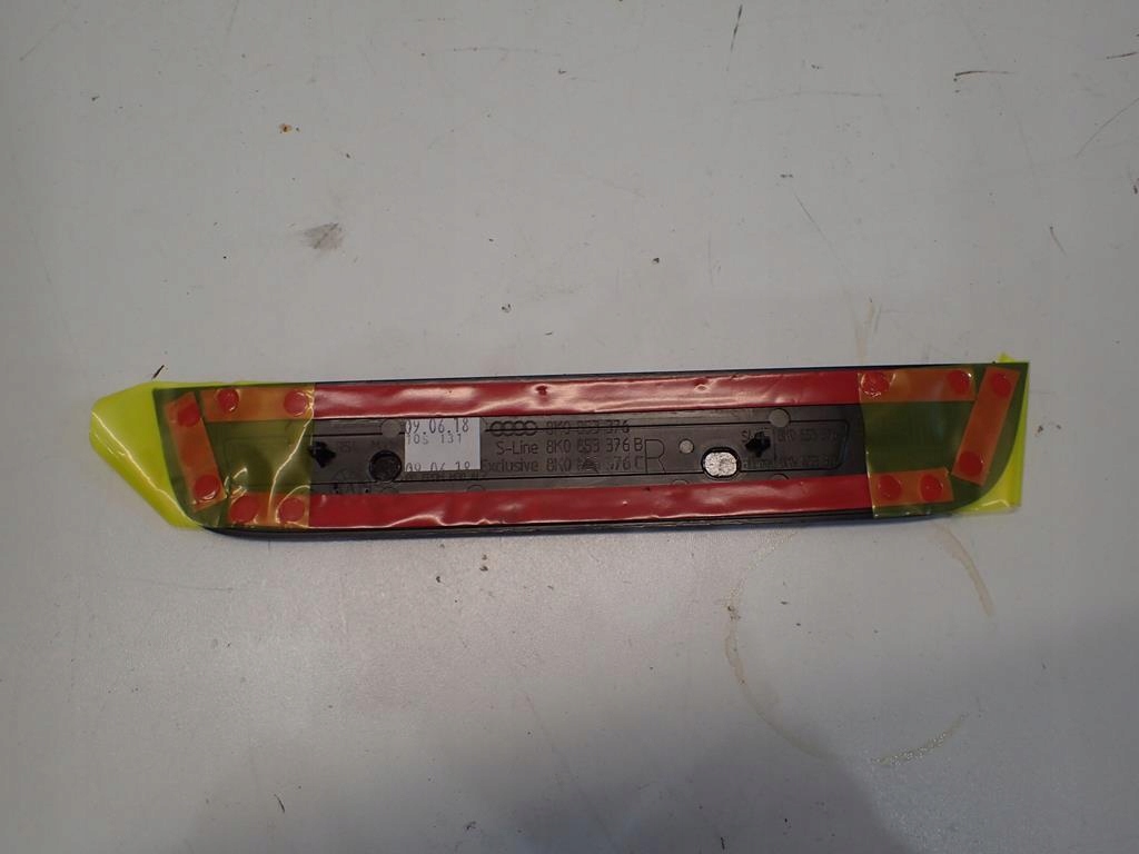 moulding threshold right rear part AUDI A4 08-15 8K0853376