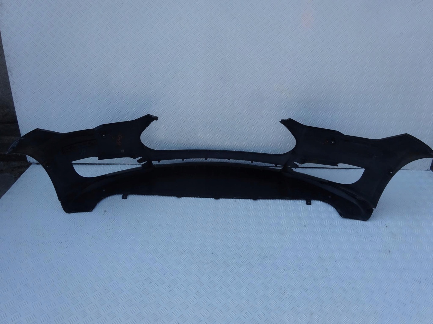 TESLA S 12- bumper front 6008160-00-D