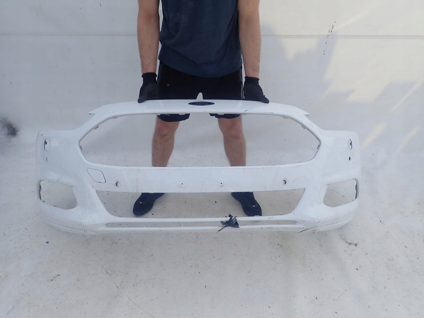 FORD MONDEO V 5 MK5 14- bumper front washer PDC