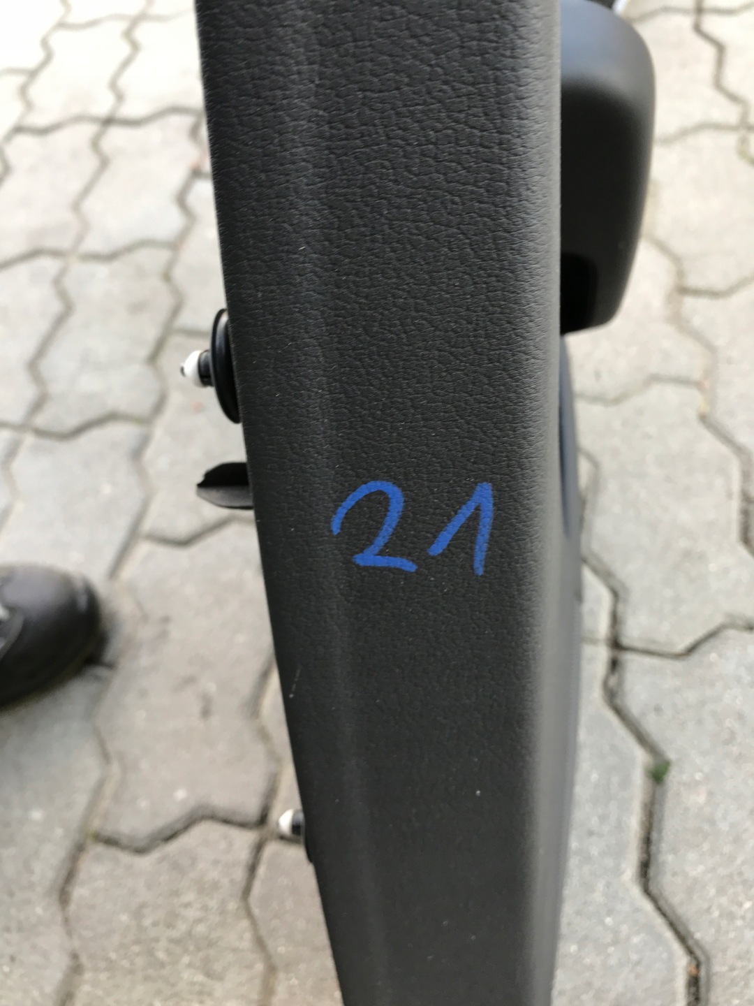 AUDI A4 B8 side upholstery right rear part EUROPA 0021