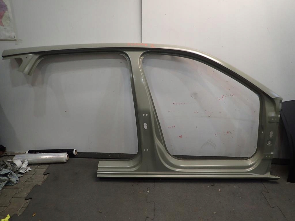 side right threshold pillar SKODA SUPERB III 15 KOM