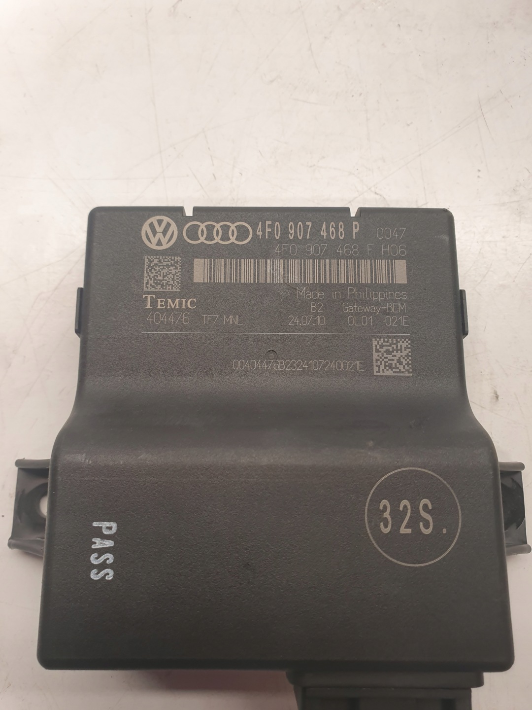 module control unit GATEWAY AUDI A6 C6 4F0907468P