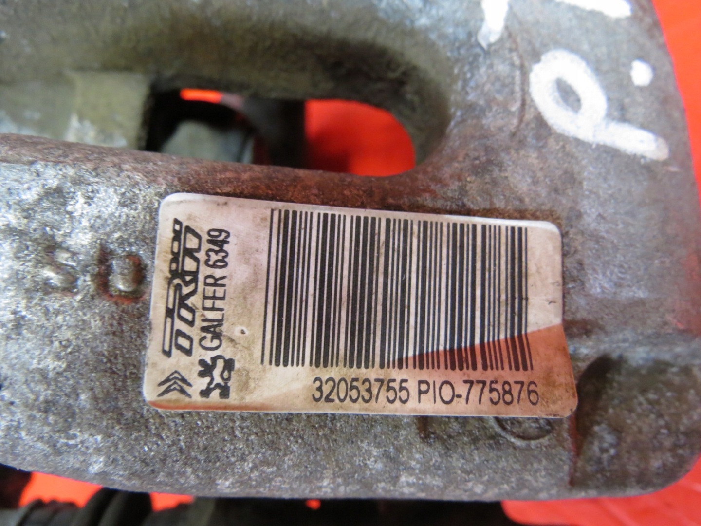 PEUGEOT 2008 caliper brakes rear part right
