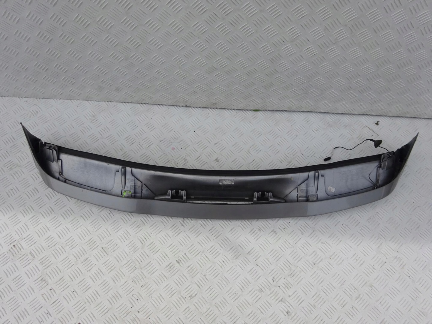 PORSCHE CAYENNE 7P5 GTS SPOILER LOTKA cap